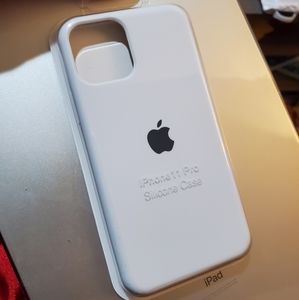 iPhone 11 pro white case
